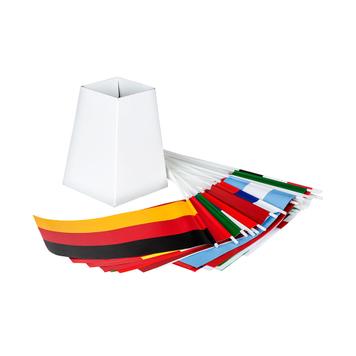 Комплект хартиени знамена на участниците в Световната купа