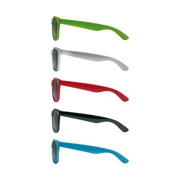 Слънчеви очила с пластмасова рамка